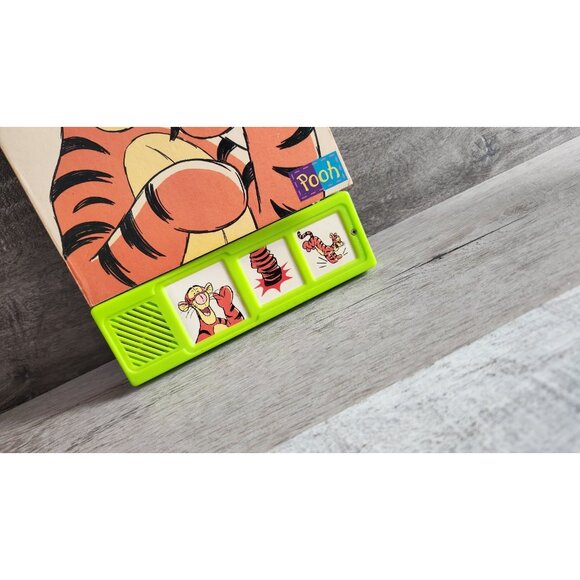 Vintage Disney Winnie the Pooh First Play A Sound Tigger Talking Baby Book - Picture 4 of 5